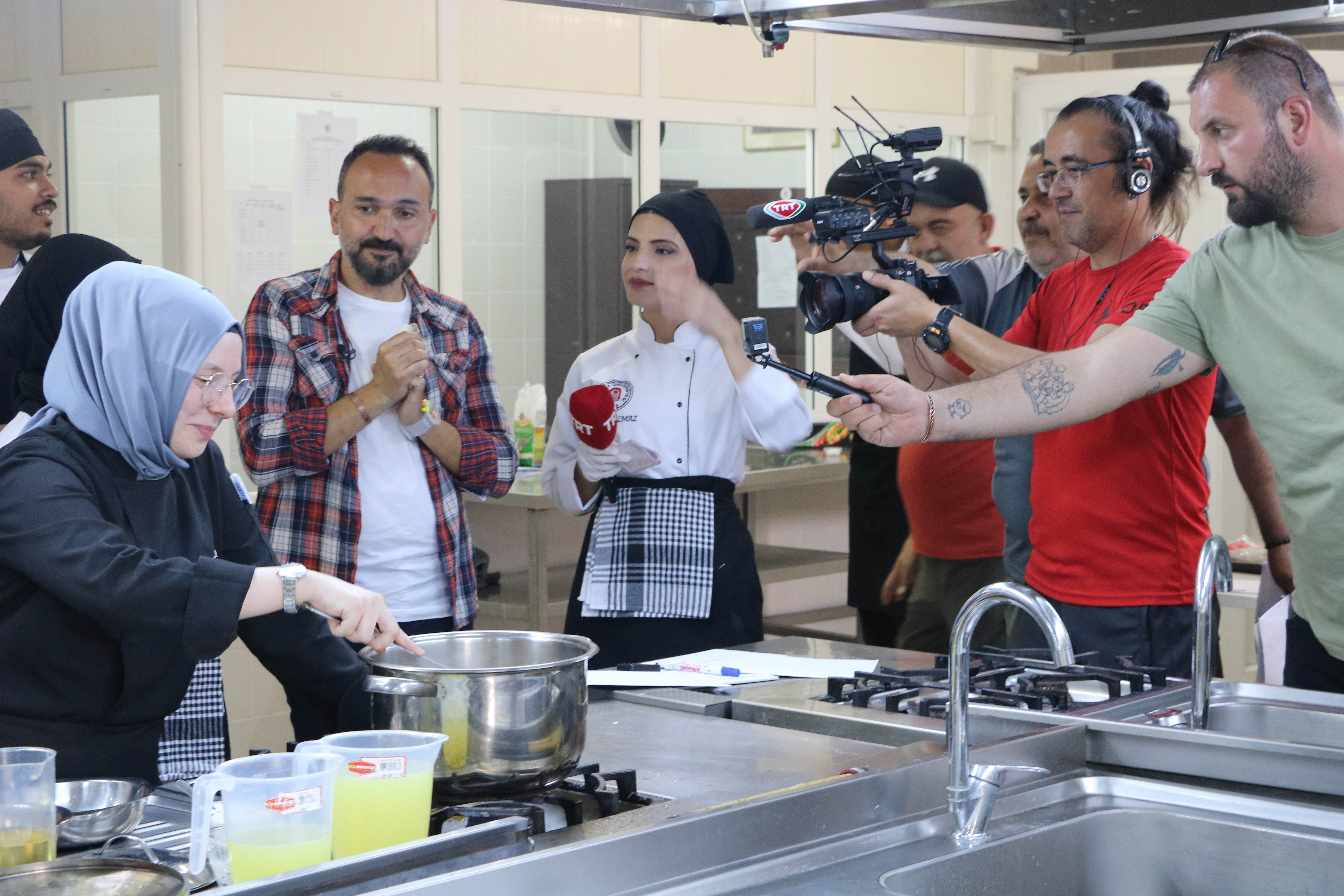TRT Bilgi Yarışması Çekimleri Tamamlandı