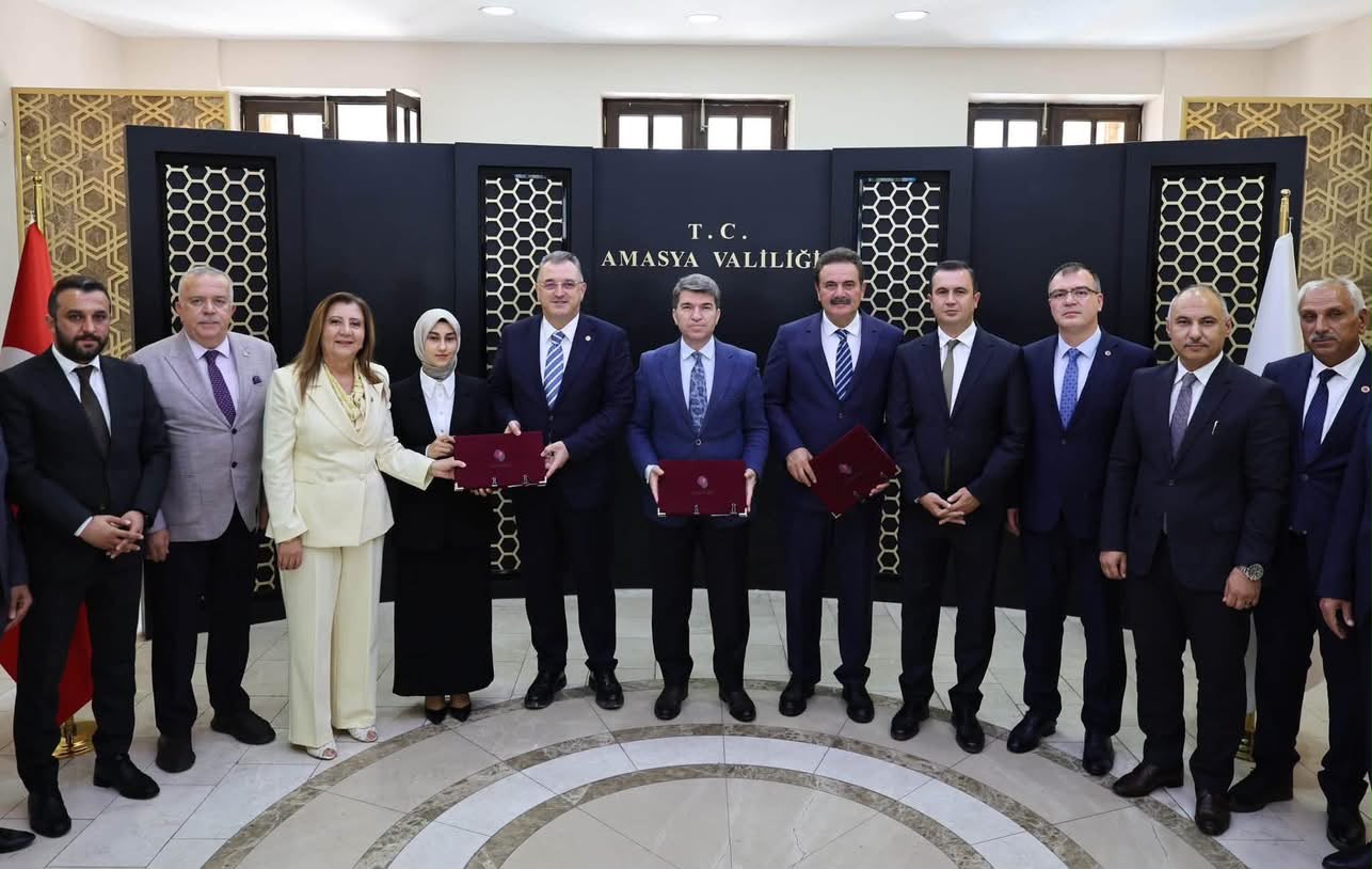 Rektör Turabi, Gümüşhacıköy OSB Kuruluş Protokolü İmza Törenine Katıldı