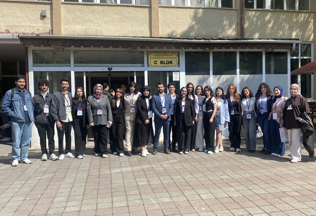 Amasya Üniversitesi Öğrencileri 8. GELTUS Konferansı'na Katıldı
