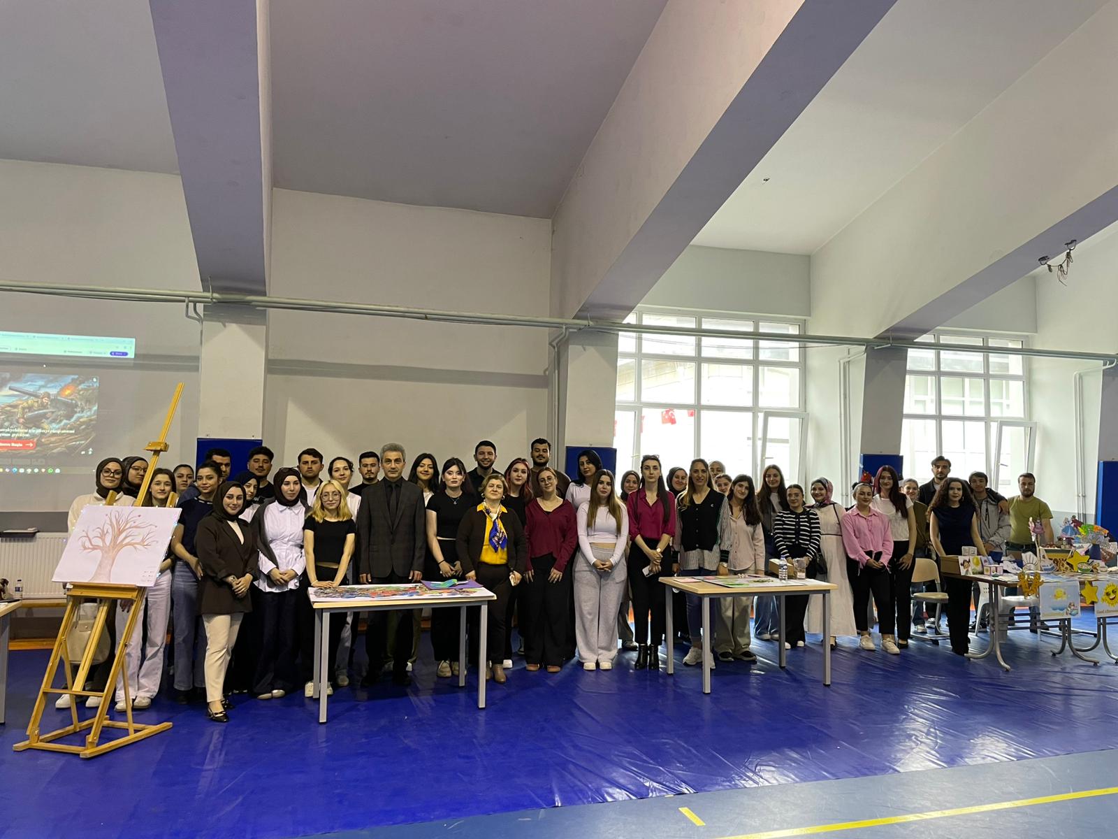 Amasya Üniversitesi’nde Eğitim Materyalleri Sergisi Düzenlendi