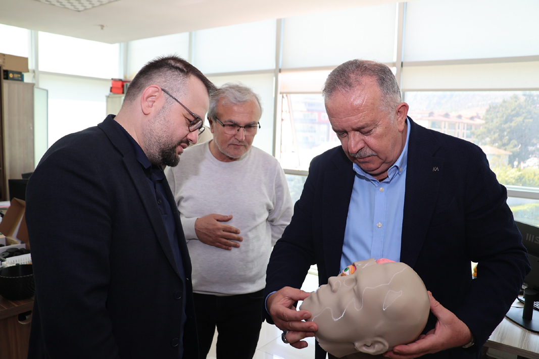 Amasya Üniversitesi’nde 3D Teknoloji Atölyesi Kamu Tasarrufu Sağlıyor