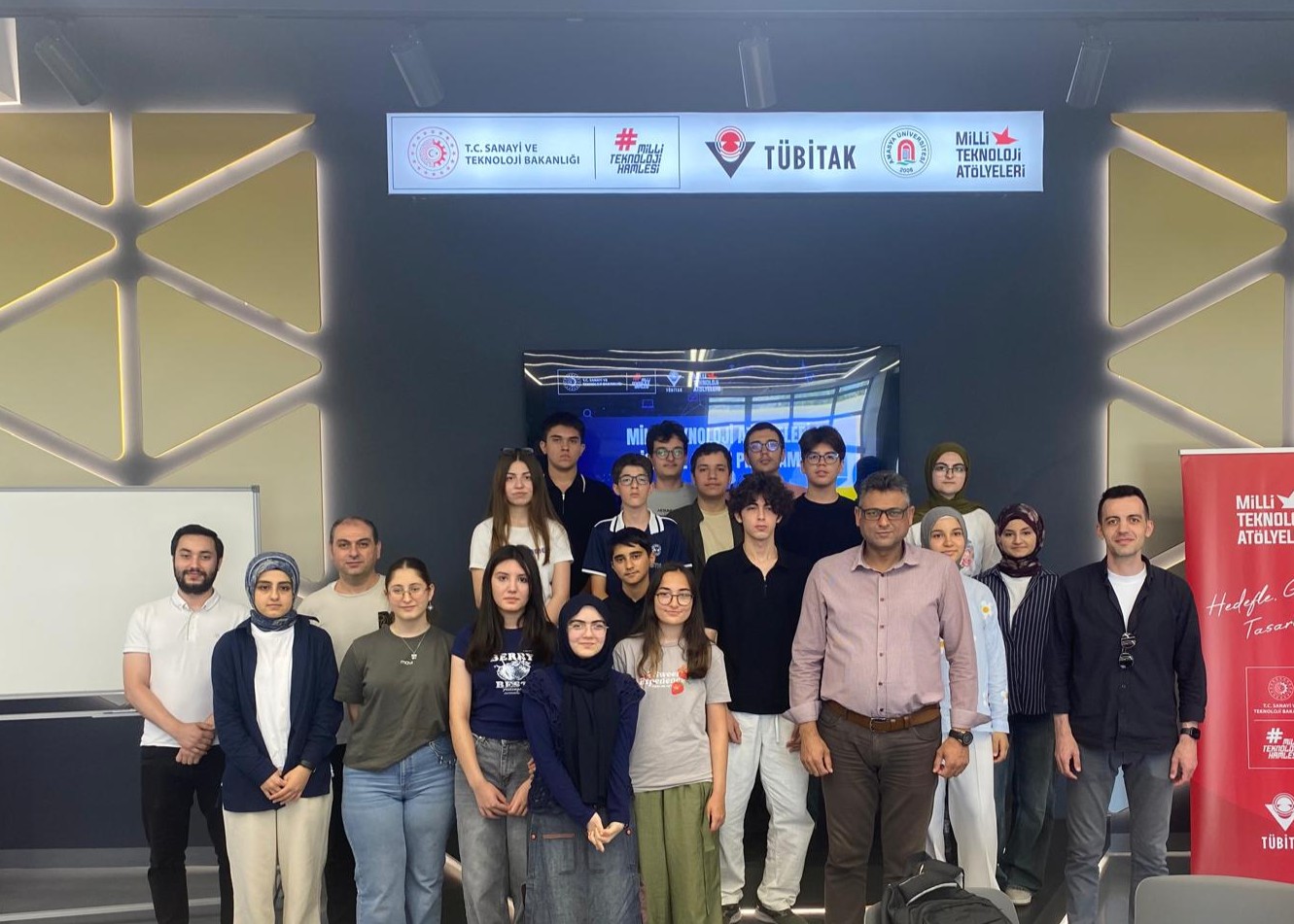 Amasya Üniversitesi’nde Milli Teknoloji Atölyeleri Lise Yaz Okulu Programı Başladı