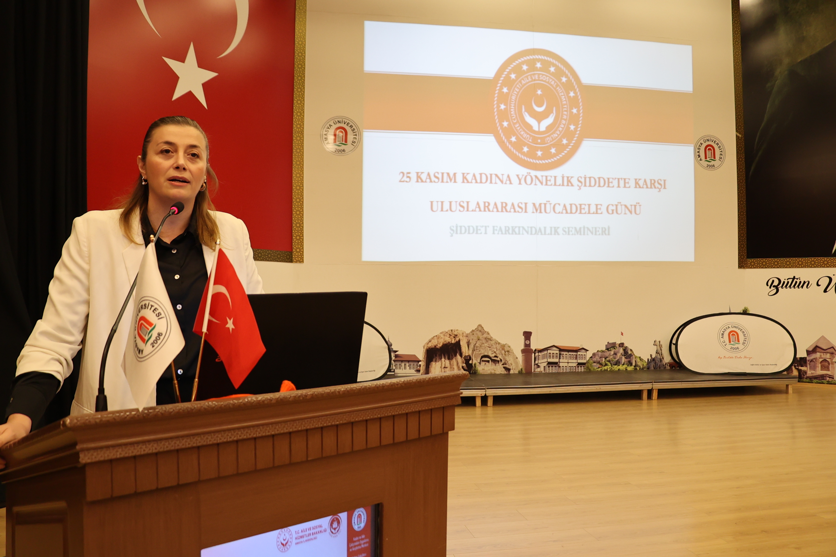 Amasya Üniversitesi’nde 25 Kasım’da Şiddet Farkındalık Semineri Düzenlendi