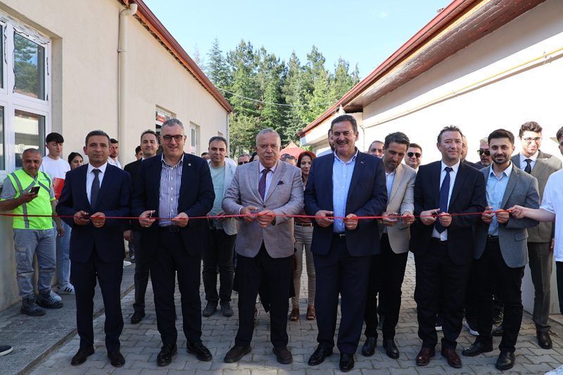 Amasya Üniversitesi Merzifon MYO İnşaat Bölümü’nde Akçansa Destekli Laboratuvar Açıldı