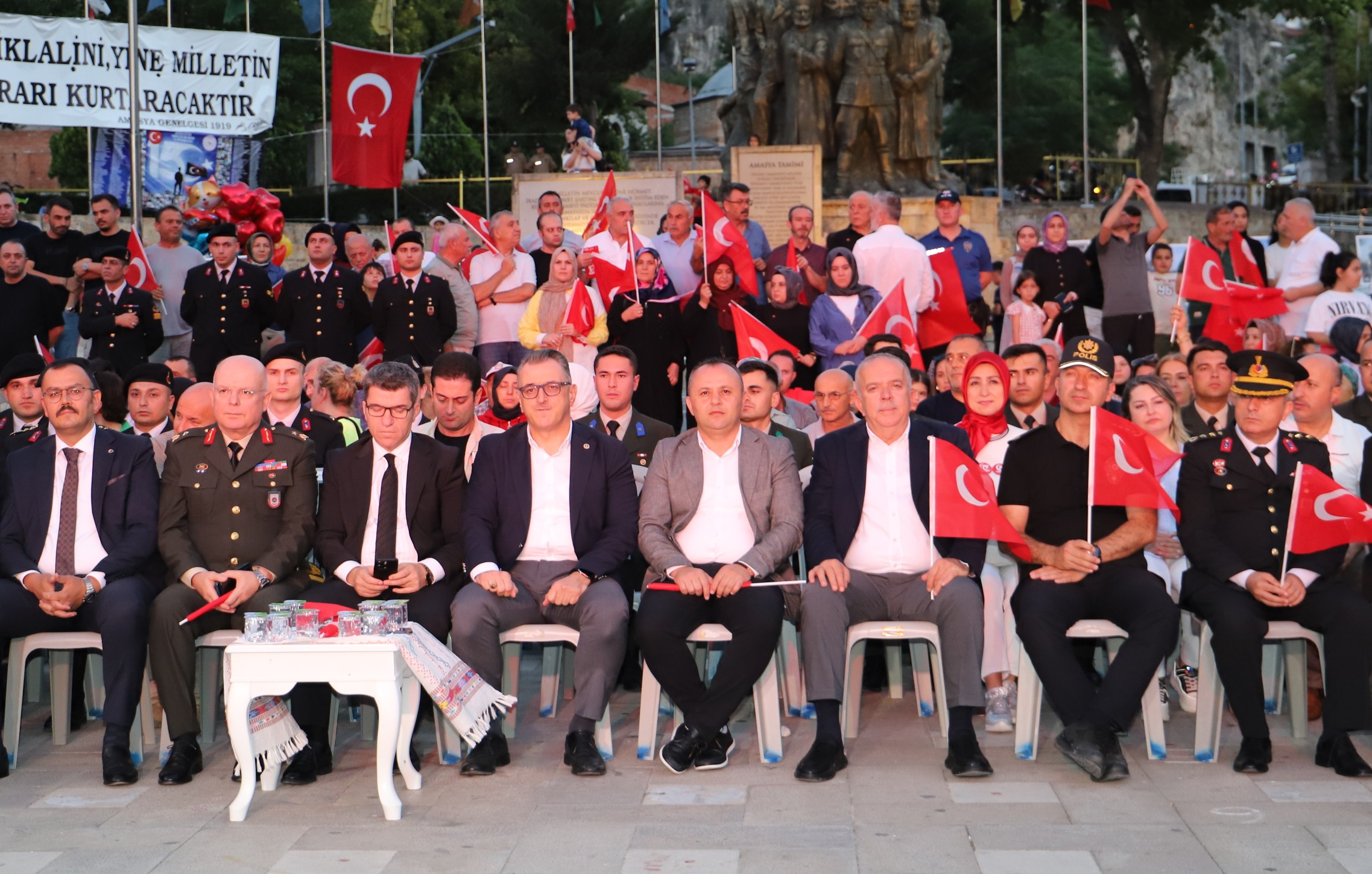 Rektör Turabi, 15 Temmuz Demokrasi ve Millî Birlik Günü Anma Programına Katıldı (1)
