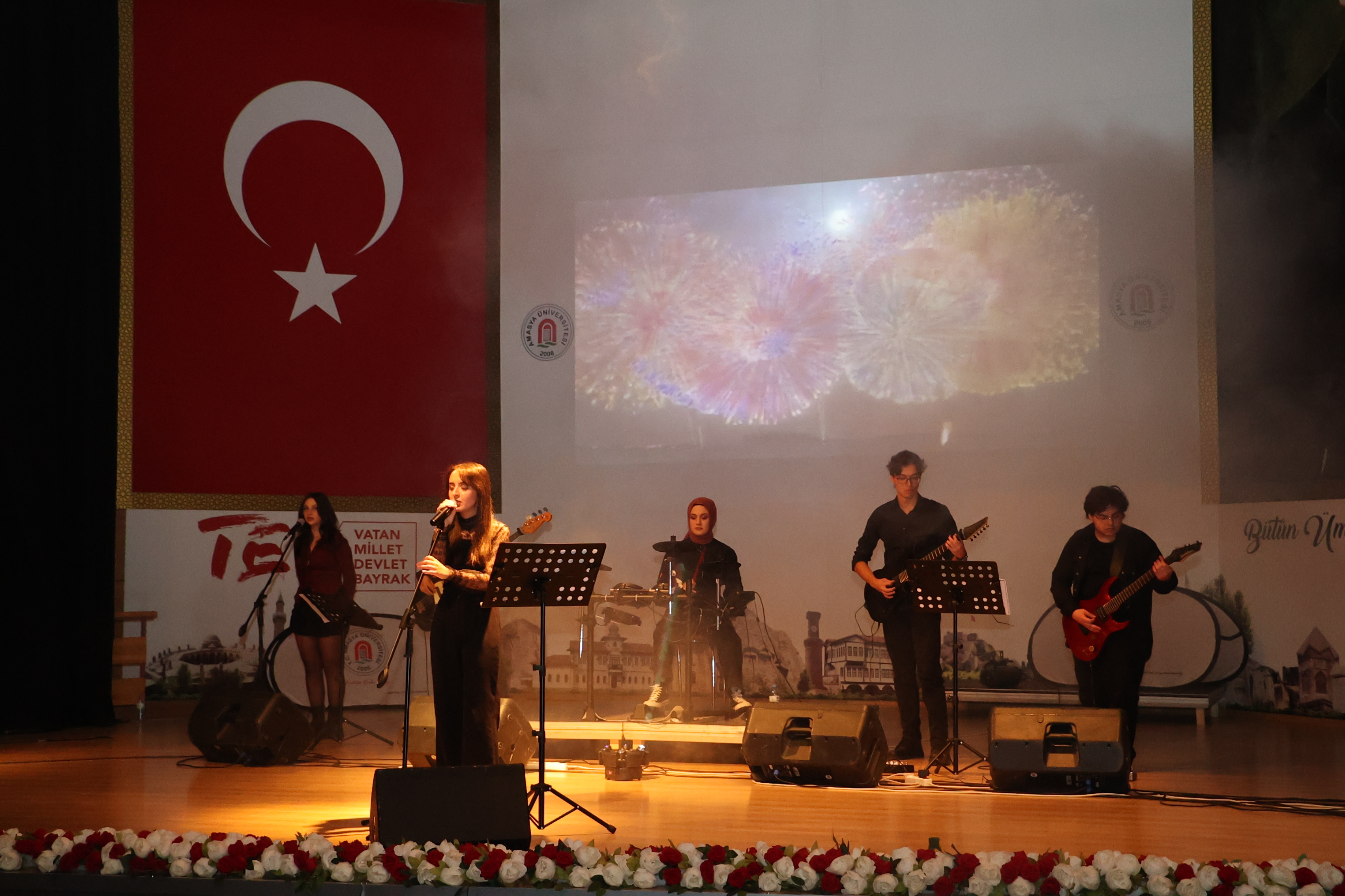 Shakesband Öğretmenler Günü Konseri Düzenlendi