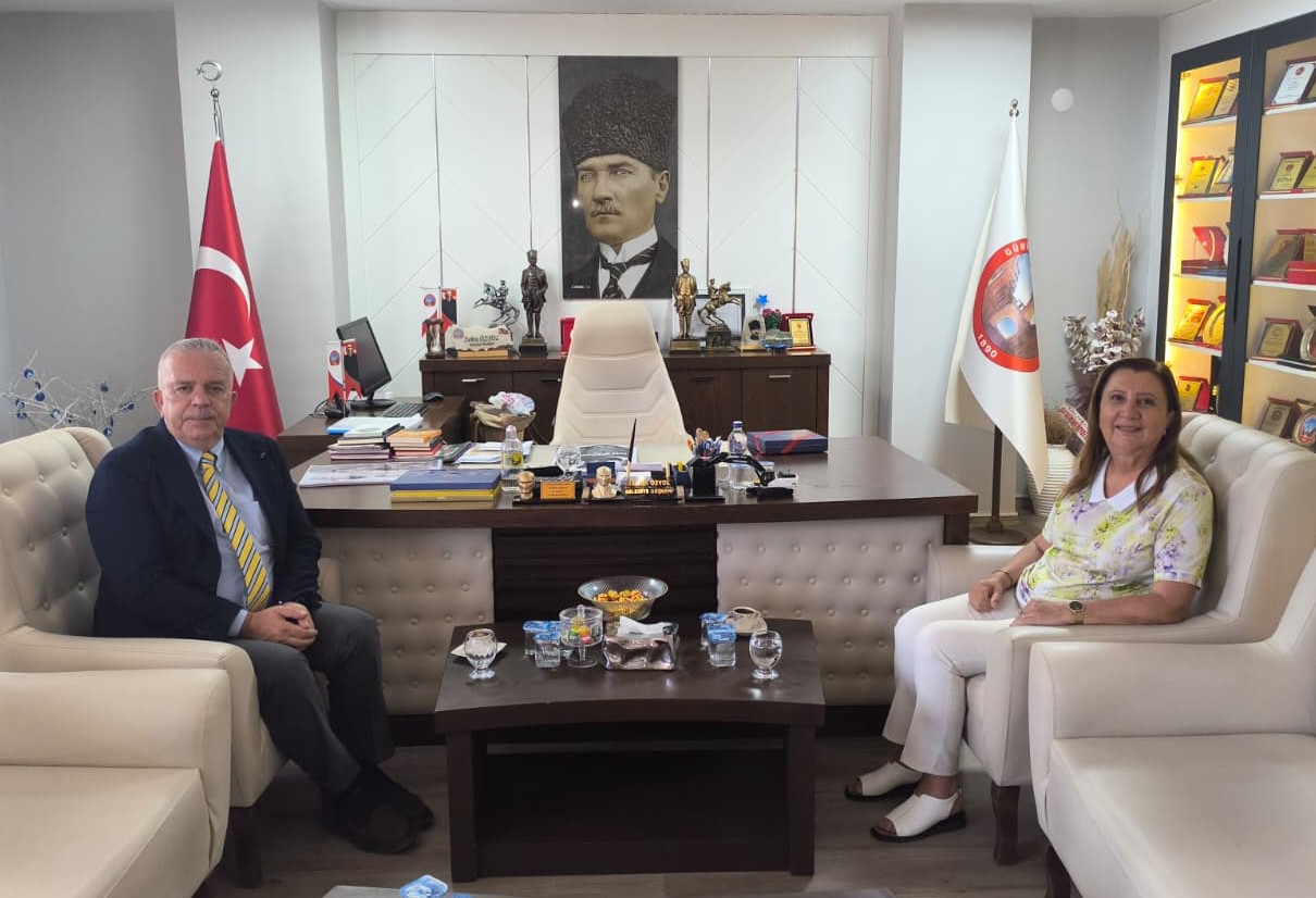 Rektör Turabi’den Gümüşhacıköy Belediye Başkanı Özyol’a Ziyaret