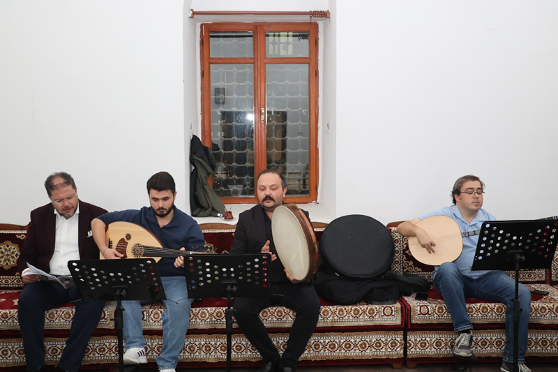 Merzifon’da Tarihi Medresede Dini Musiki Meşkleri Sürdürülüyor