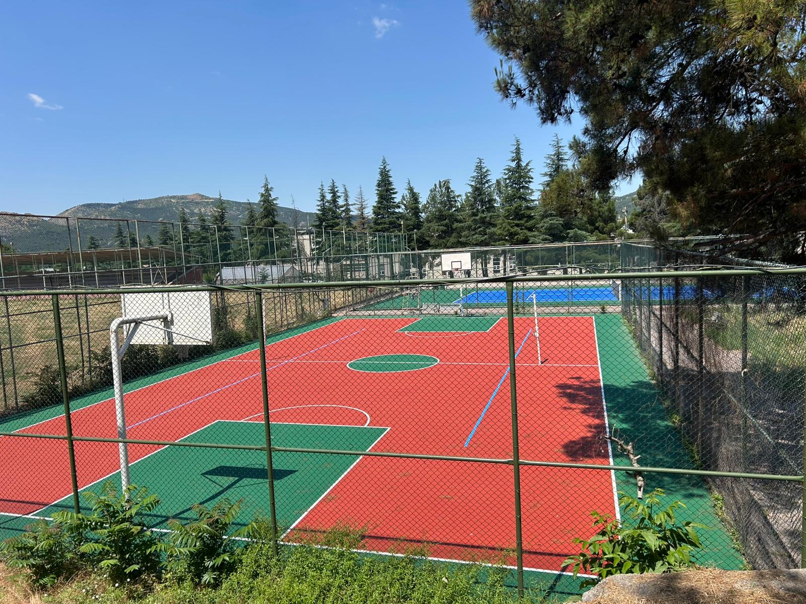 Amasya Üniversitesi’nde Spor Alanları Yeni Eğitim-Öğretim Yılına Hazır