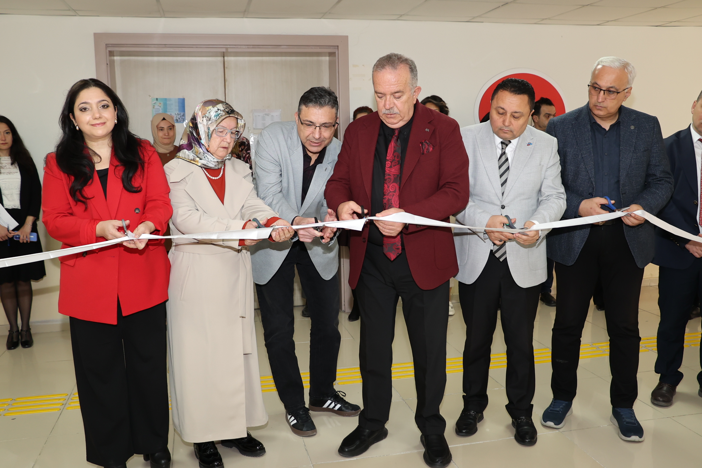 Amasya Üniversitesi’nde Amfiye COVİD 19 Şehidi Dr. Mustafa Yiğit’in Adı Verildi