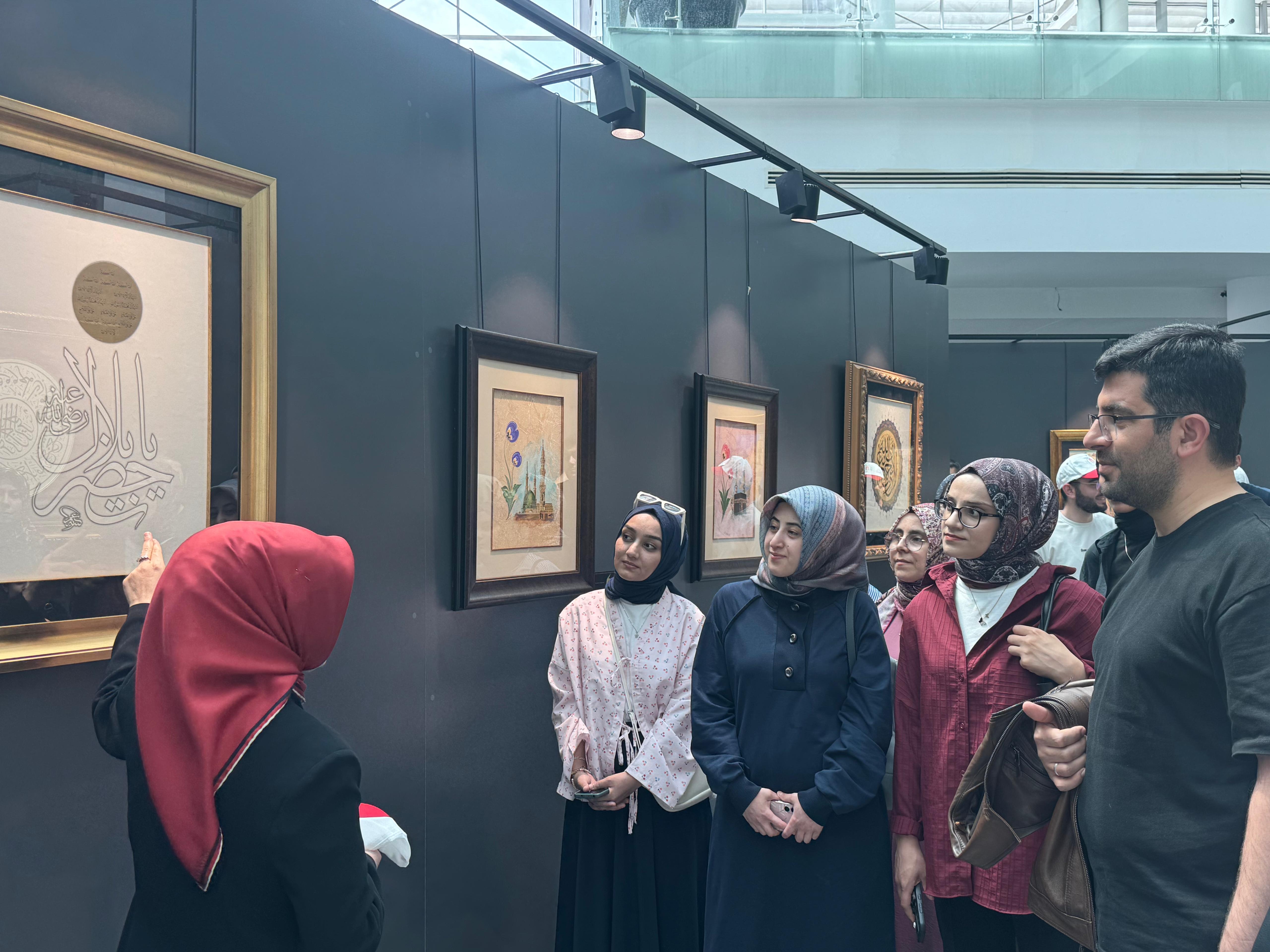 İlahiyat Fakültesi, Uluslararası İslam Sanatları Fuarı’na Katıldı