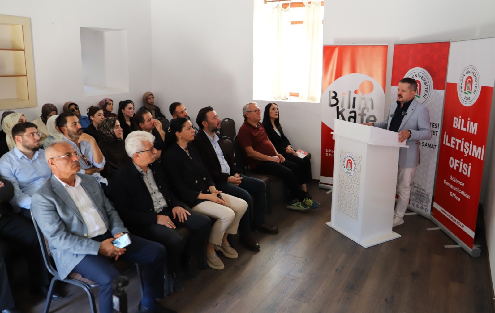 Yıkımın Ortasında Eğitim Mücadelesi: “Gazze’de Üniversiteli Olmak”