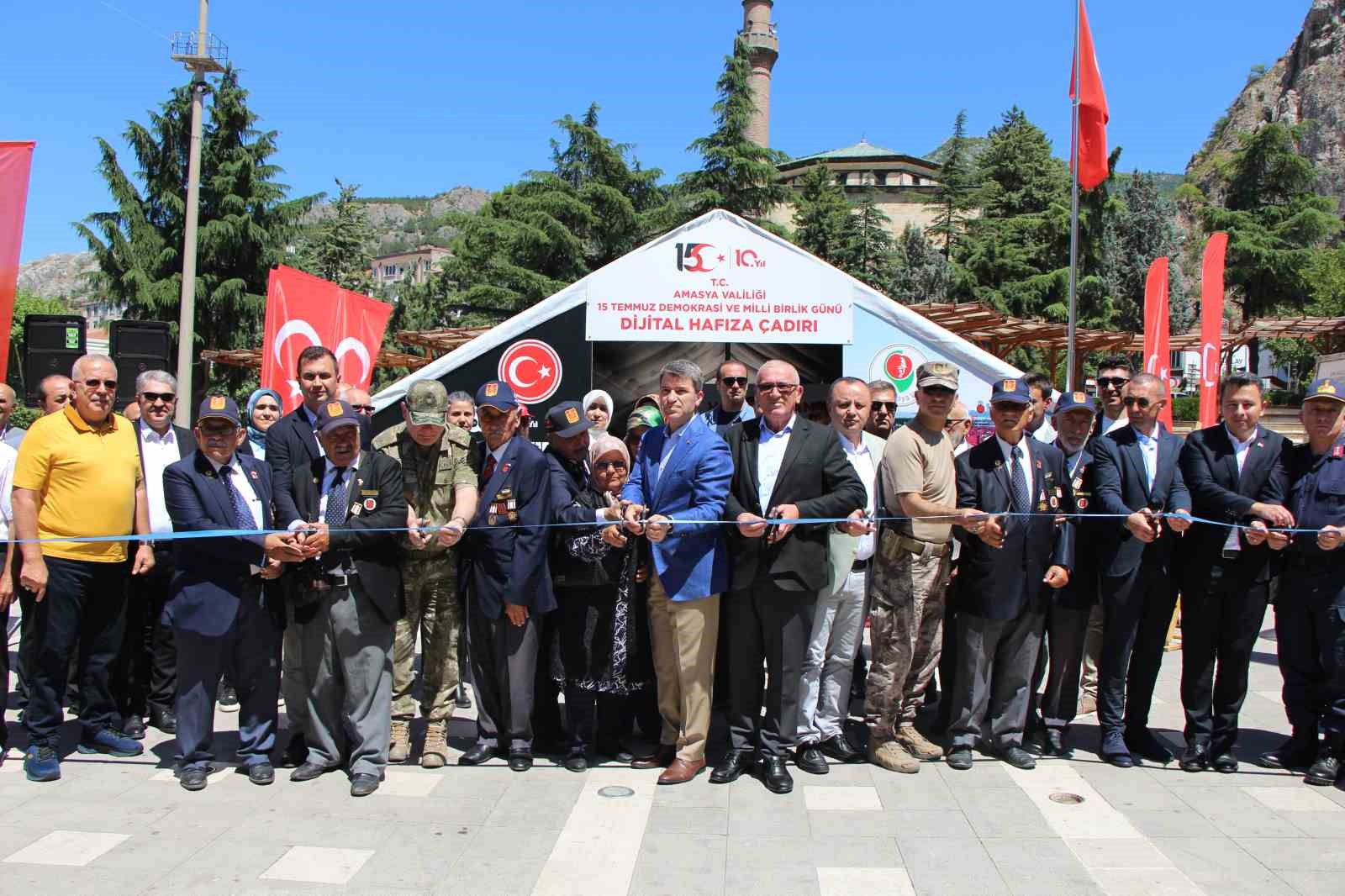 Rektör Turabi, "15 Temmuz Demokrasi ve Milli Birlik Günü Anma Çadırı" Açılışına Katıldı