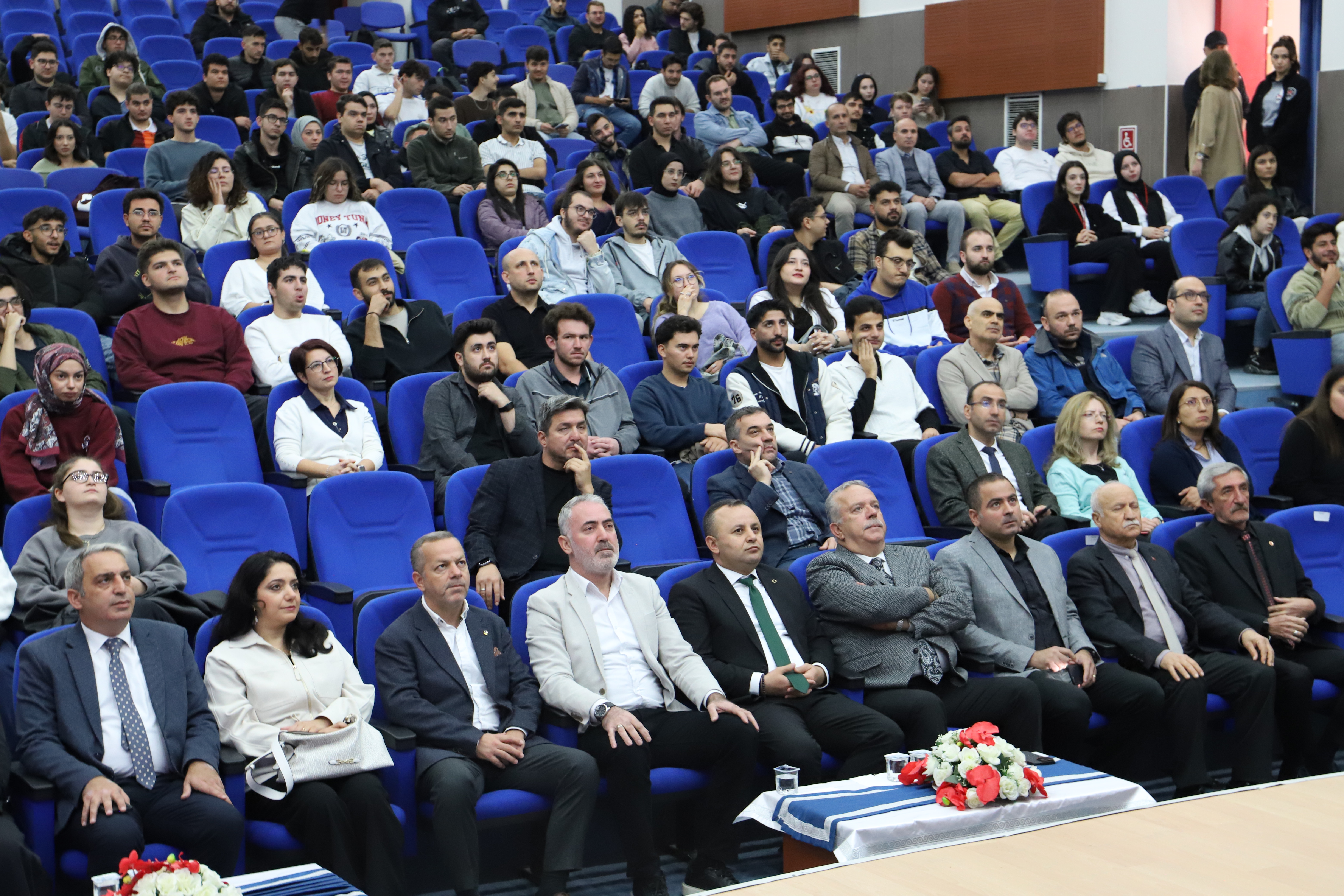 Amasya Üniversitesi Mühendislik Fakültesinde 2. Kariyer Günleri Gerçekleştirildi